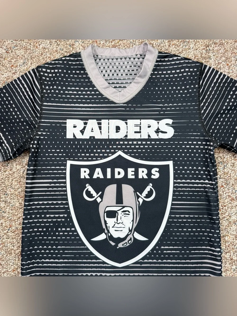 Boys Las Vegas Raiders REVERSIBLE NFL Flag Football Jersey Shirt size YOUTH L